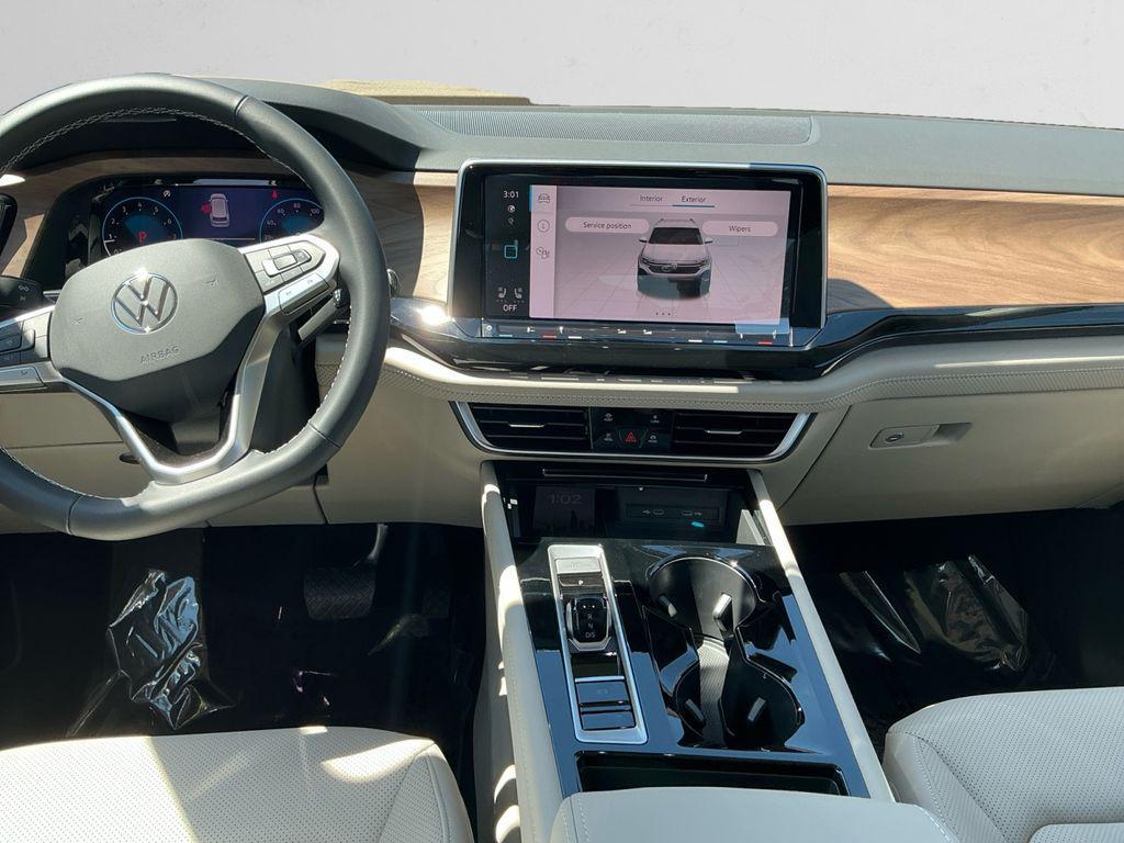 new 2026 Volkswagen Atlas car, priced at $43,538