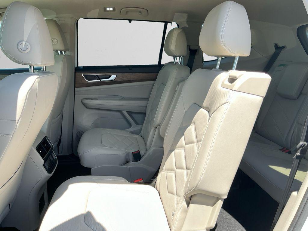 new 2026 Volkswagen Atlas car, priced at $43,538