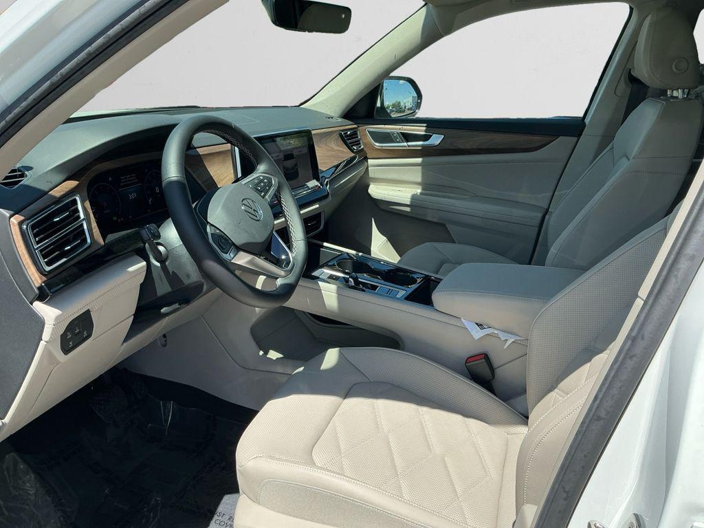 new 2026 Volkswagen Atlas car, priced at $43,538