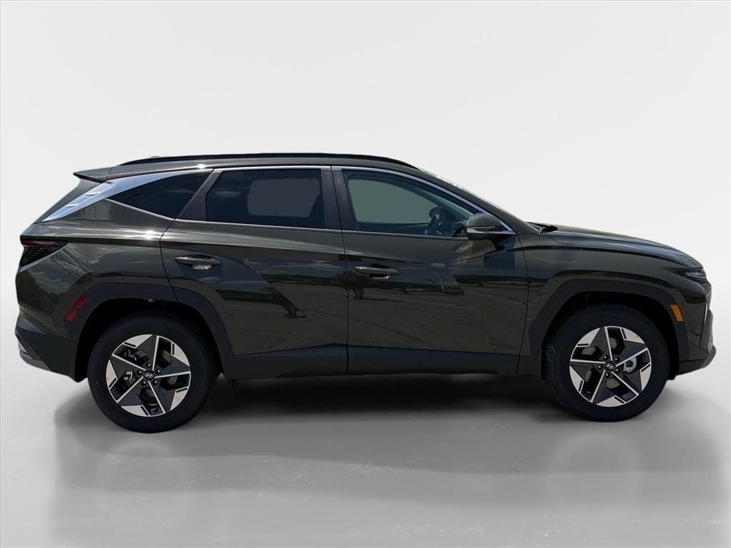 new 2026 Hyundai Tucson car, priced at $35,810