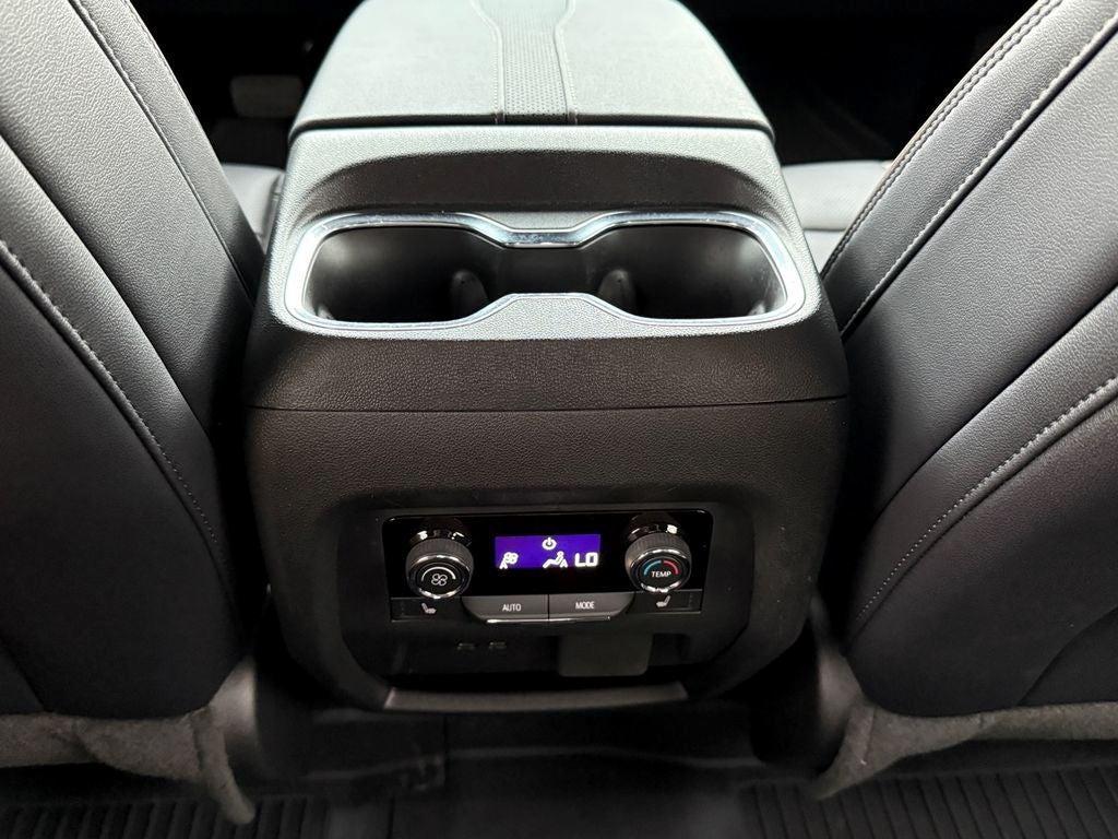 used 2025 Chevrolet Traverse car, priced at $49,970