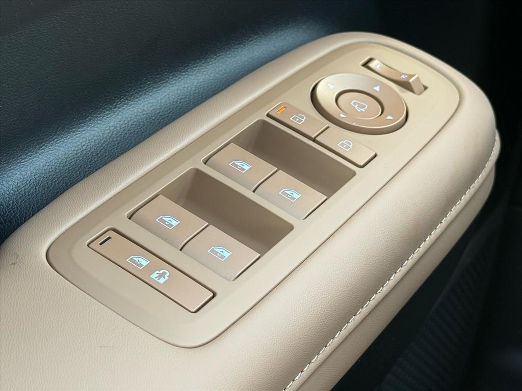 new 2026 Hyundai SANTA FE HEV car, priced at $51,520