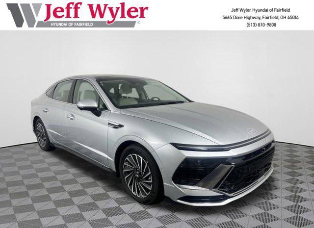 new 2025 Hyundai Sonata Hybrid car, priced at $32,659