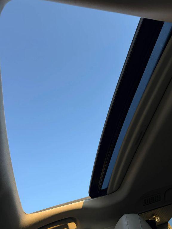 Lexus GX view 26