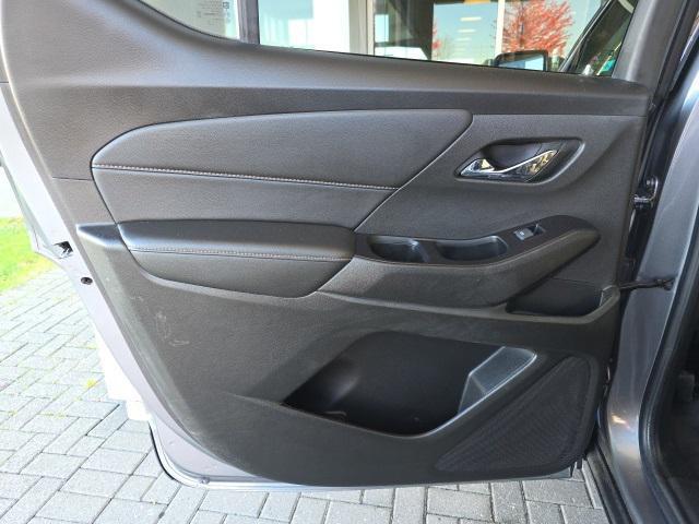 used 2020 Chevrolet Traverse car, priced at $15,999