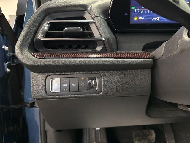 new 2026 Chevrolet Traverse car, priced at $55,055