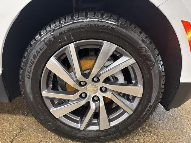 used 2023 Chevrolet Equinox car, priced at $20,999