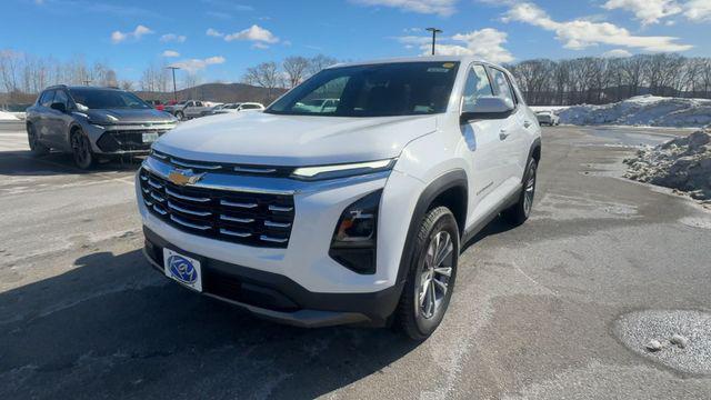 new 2026 Chevrolet Equinox car, priced at $28,200