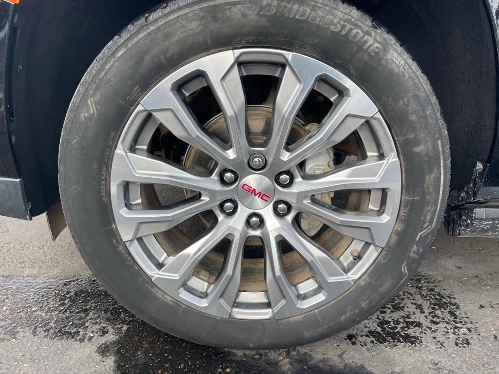 used 2023 GMC Yukon car, priced at $64,000