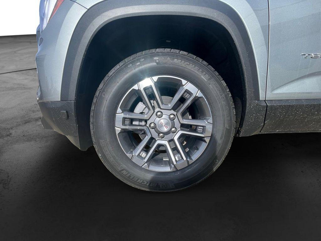 new 2026 GMC Terrain car, priced at $33,500