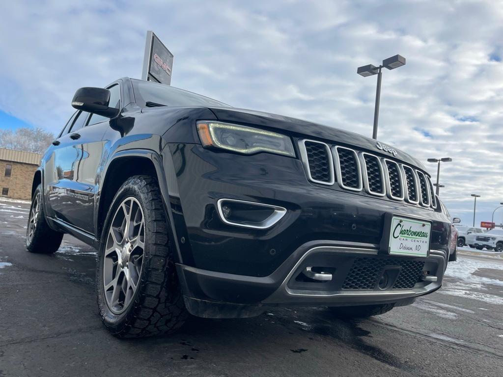 used 2018 Jeep Grand Cherokee car, priced at $14,000