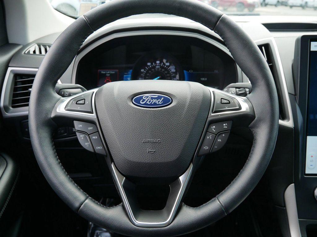used 2022 Ford Edge car, priced at $26,649