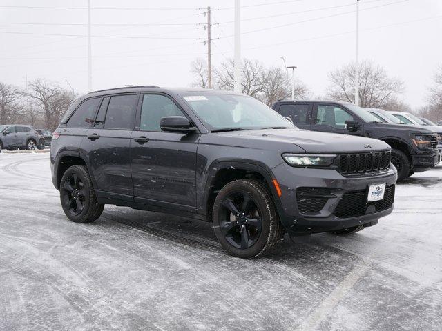 used 2024 Jeep Grand Cherokee car, priced at $35,999