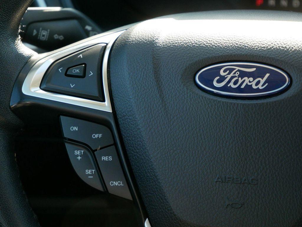 used 2022 Ford Edge car, priced at $27,999