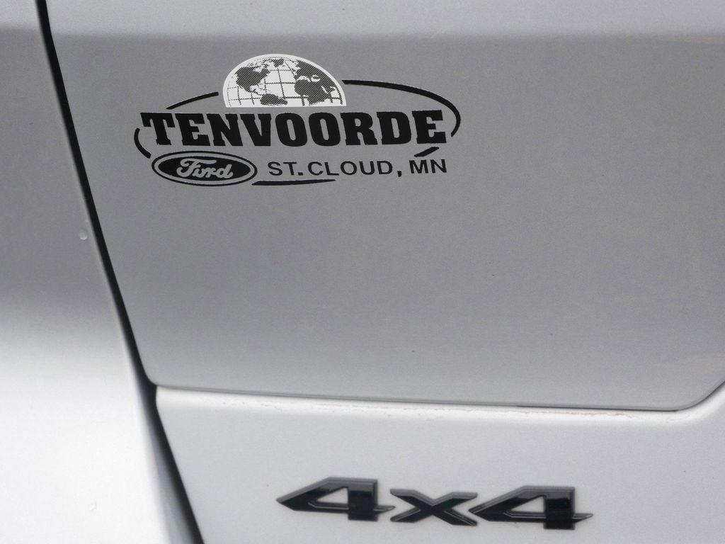 used 2024 Jeep Grand Cherokee car, priced at $29,799