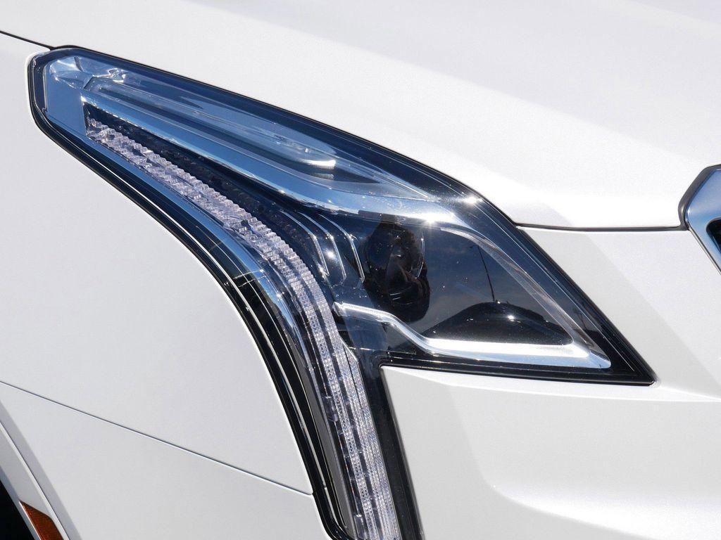 used 2023 Cadillac XT5 car, priced at $30,999