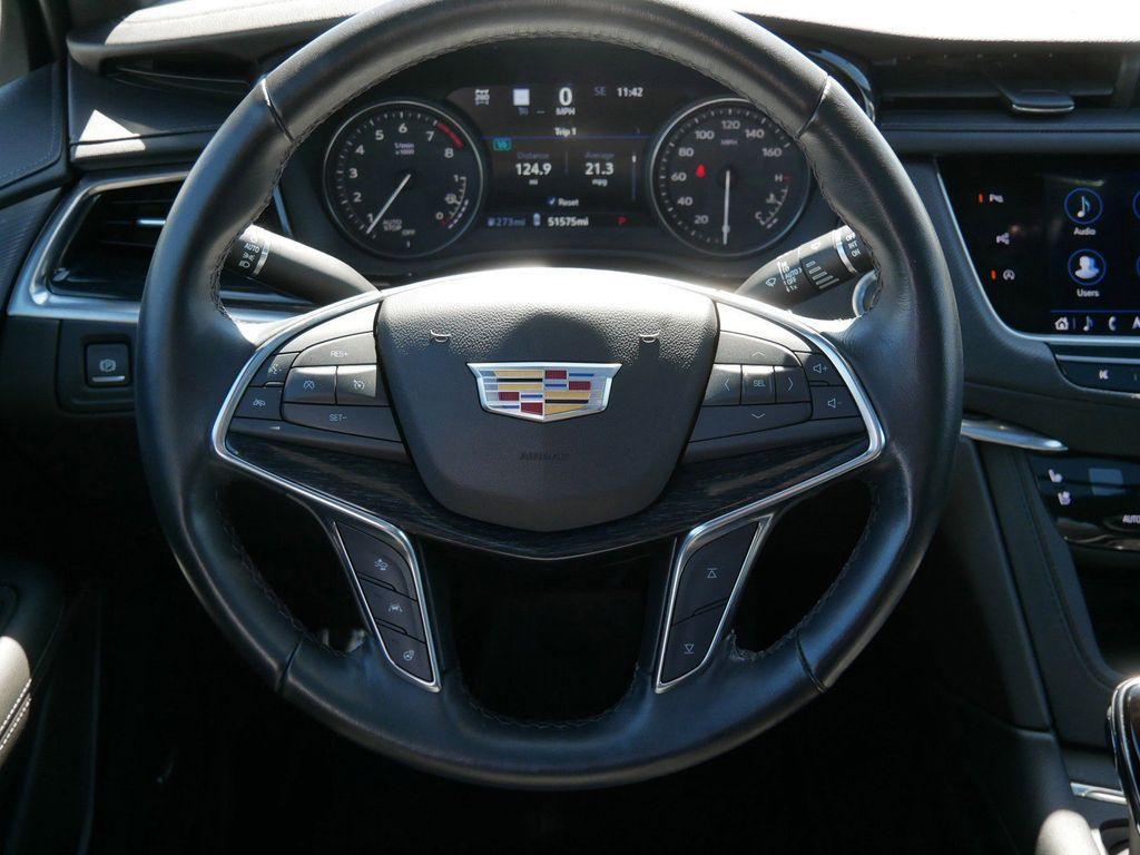 used 2023 Cadillac XT5 car, priced at $30,999