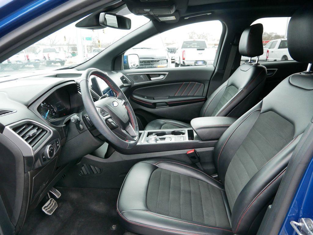 used 2023 Ford Edge car, priced at $28,999