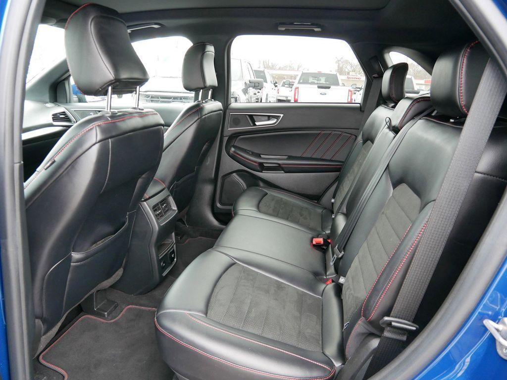 used 2023 Ford Edge car, priced at $28,999