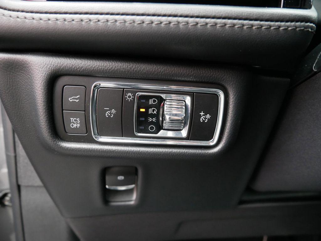 used 2023 Lincoln Nautilus car, priced at $41,349