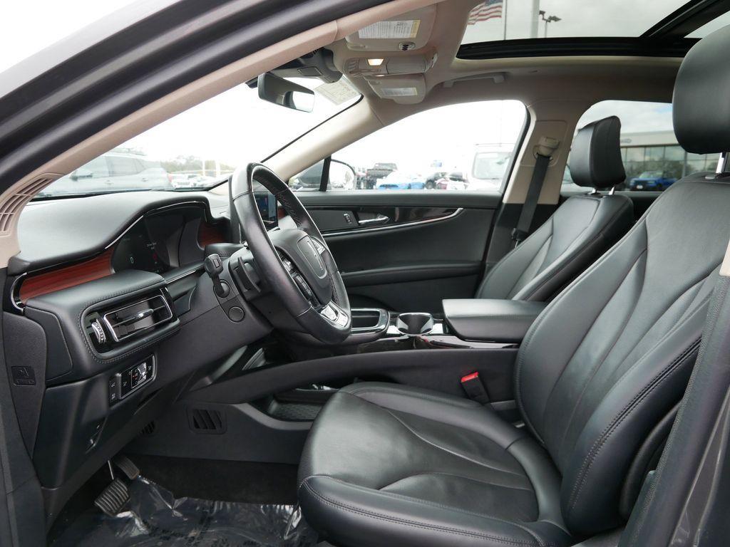 used 2023 Lincoln Nautilus car, priced at $41,349