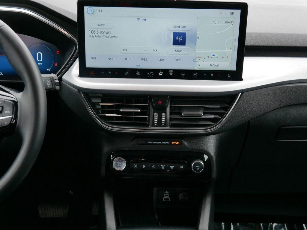 used 2024 Ford Escape car, priced at $24,999