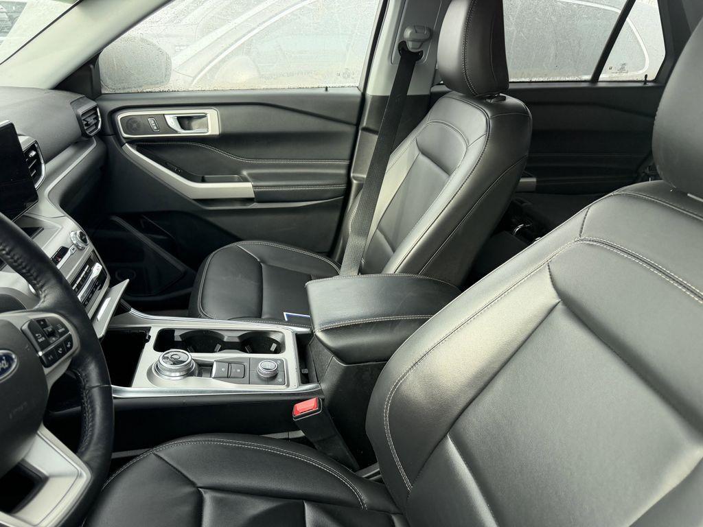 used 2022 Ford Explorer car, priced at $30,999