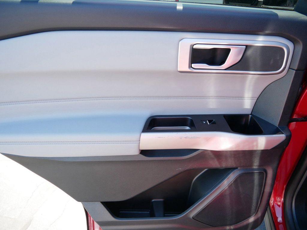 used 2024 Ford Explorer car, priced at $37,149
