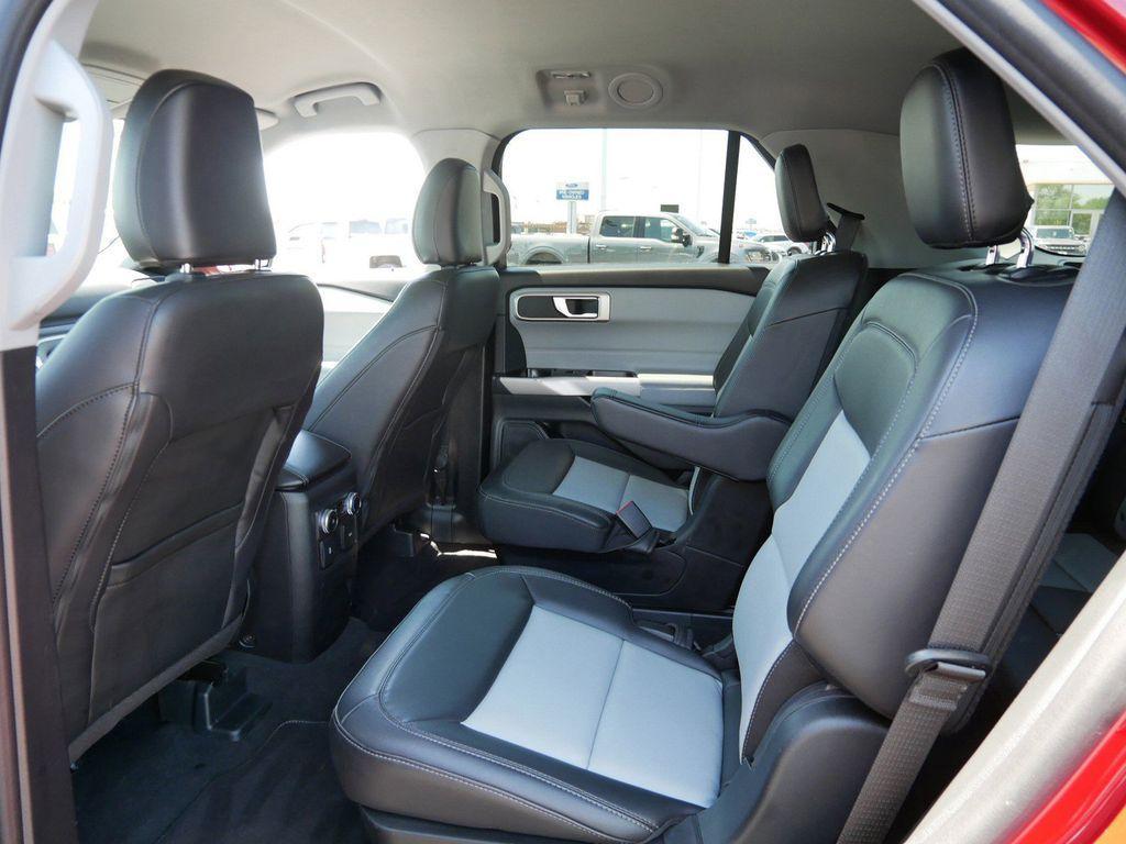 used 2024 Ford Explorer car, priced at $37,149