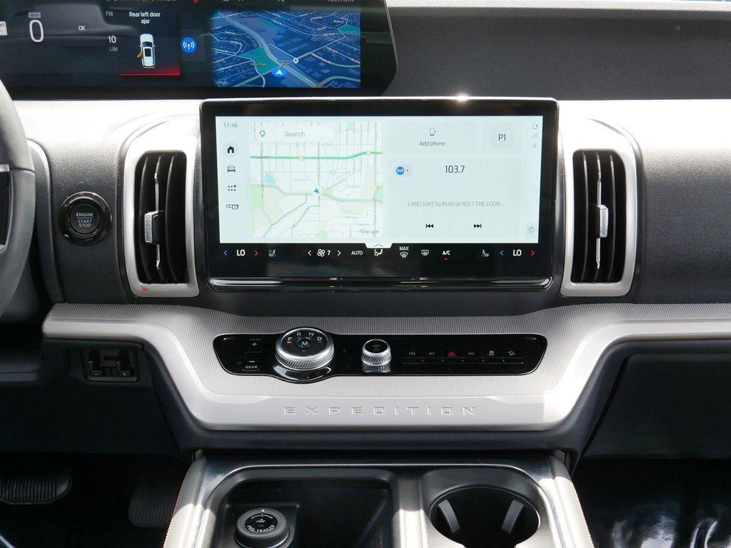 used 2025 Ford Expedition car, priced at $58,349