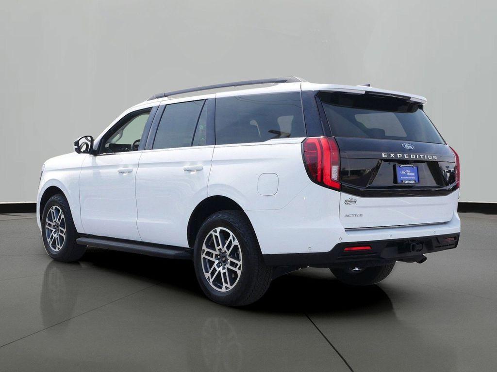 used 2025 Ford Expedition car, priced at $57,999