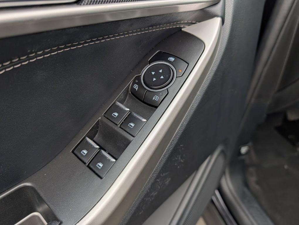 used 2022 Ford Explorer car, priced at $29,999