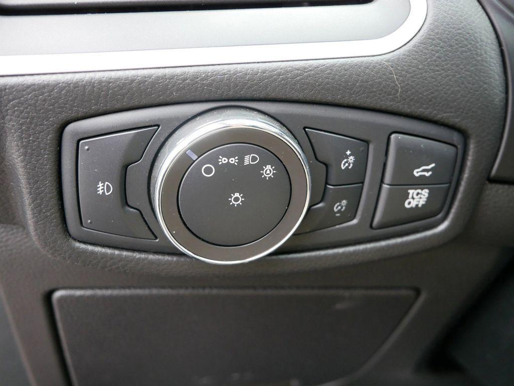 used 2022 Ford Edge car, priced at $24,799