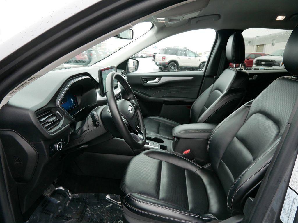 used 2024 Ford Escape car, priced at $24,999