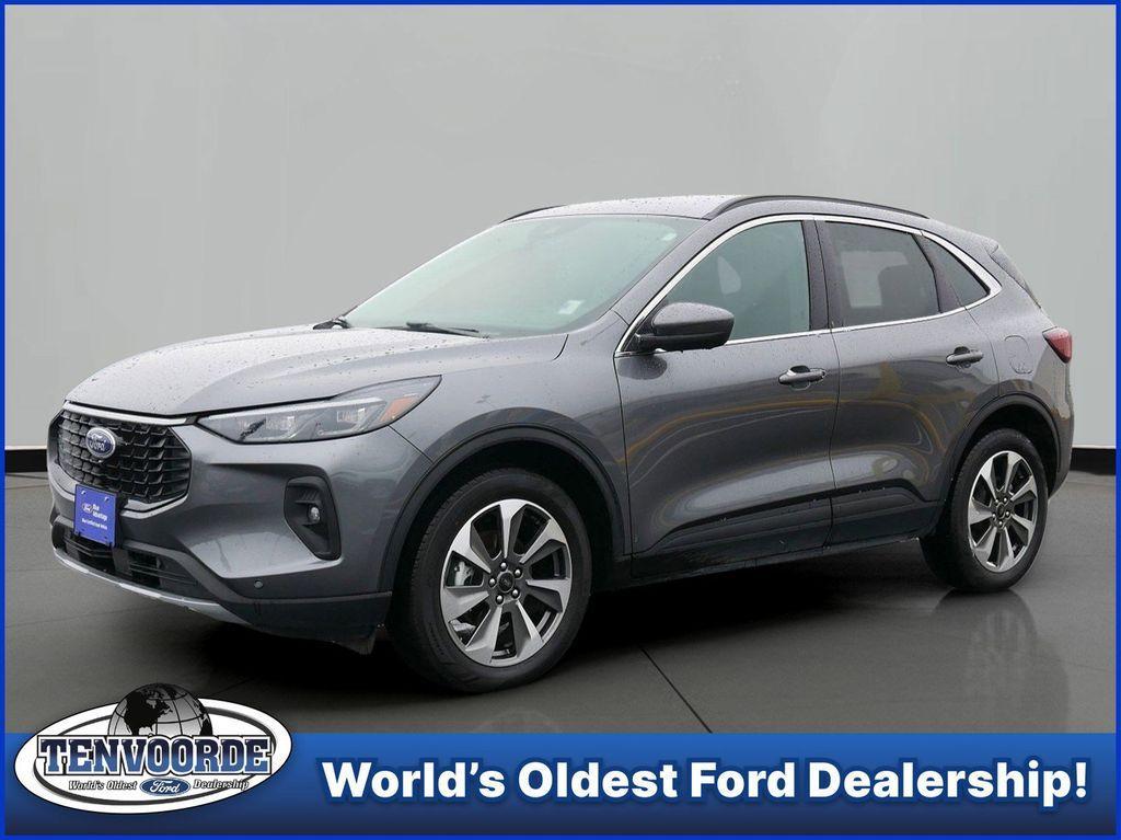 used 2024 Ford Escape car, priced at $24,999
