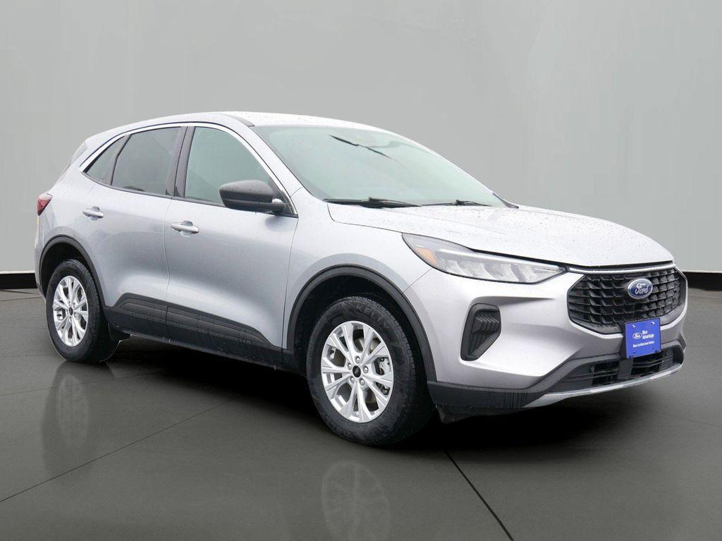 used 2024 Ford Escape car, priced at $24,299