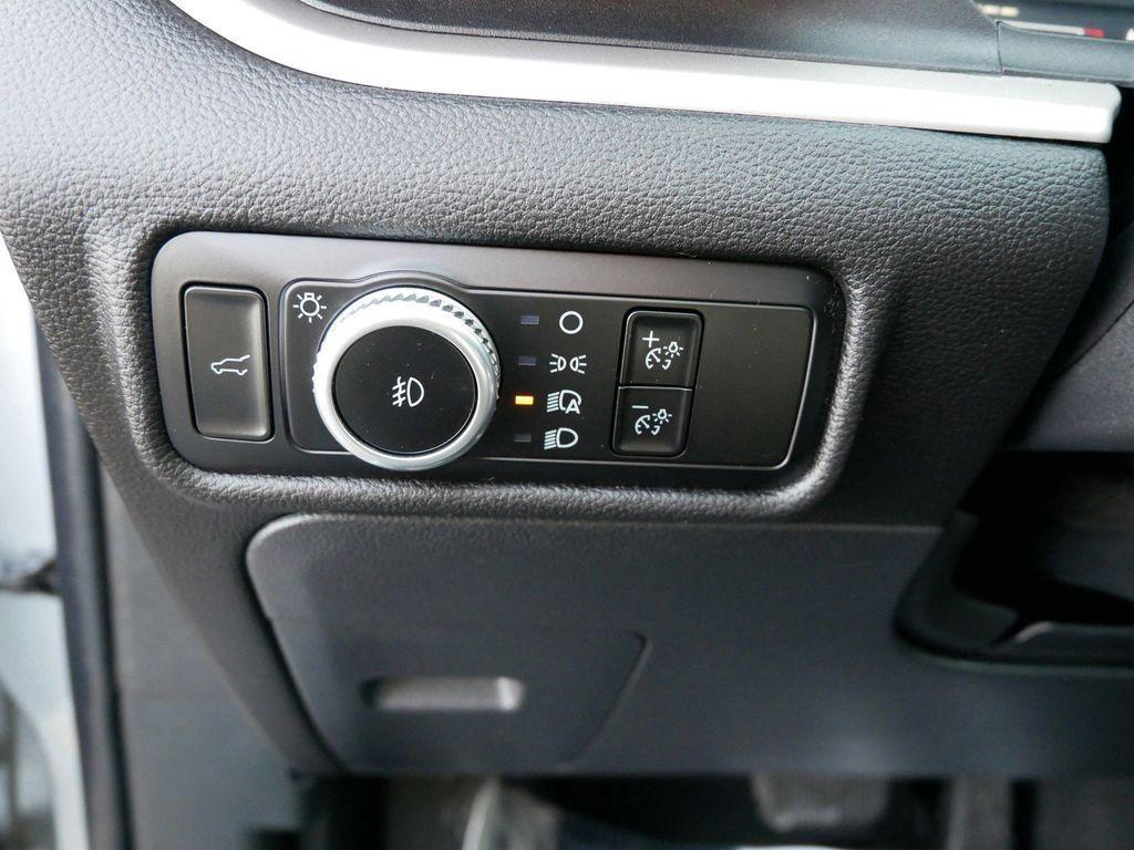 used 2022 Ford Explorer car, priced at $30,999