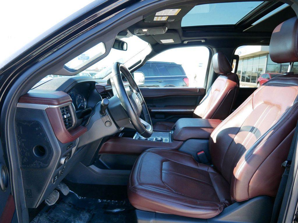 used 2022 Ford Expedition car, priced at $36,999