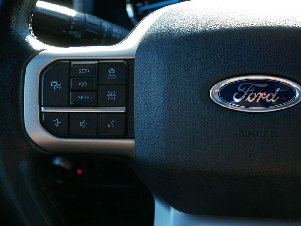 used 2022 Ford Expedition car, priced at $36,999