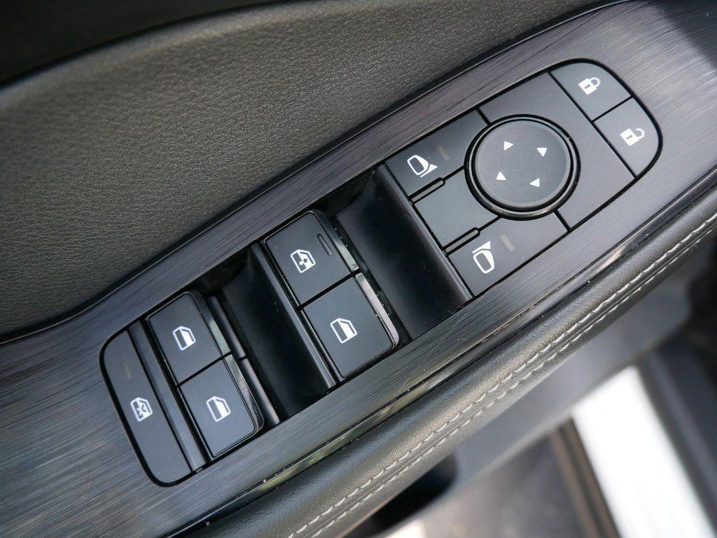 used 2022 Nissan Rogue car, priced at $22,999