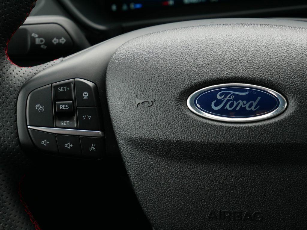 used 2023 Ford Escape car, priced at $25,999