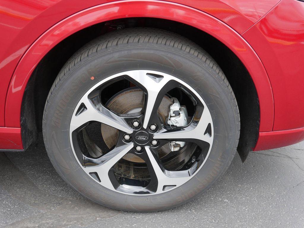 used 2023 Ford Escape car, priced at $25,999