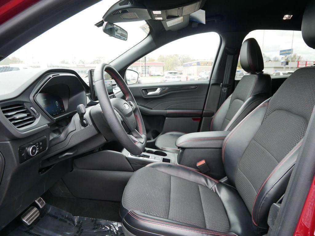 used 2023 Ford Escape car, priced at $25,999