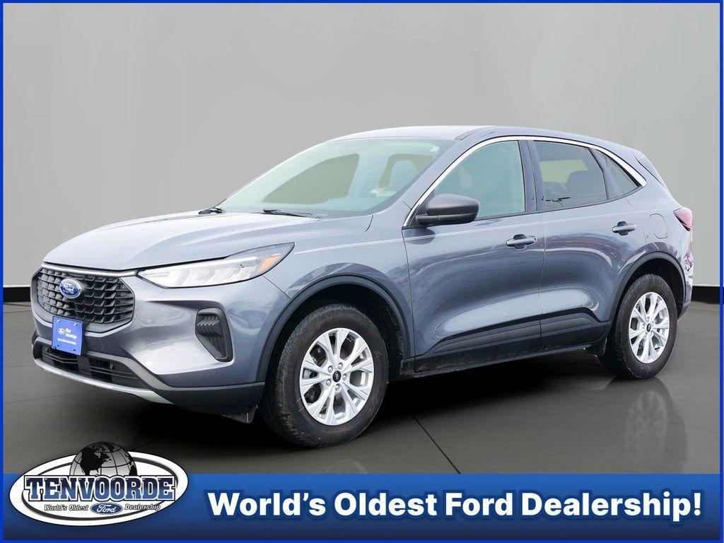 used 2023 Ford Escape car, priced at $23,999