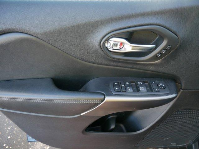 used 2020 Jeep Cherokee car, priced at $17,499