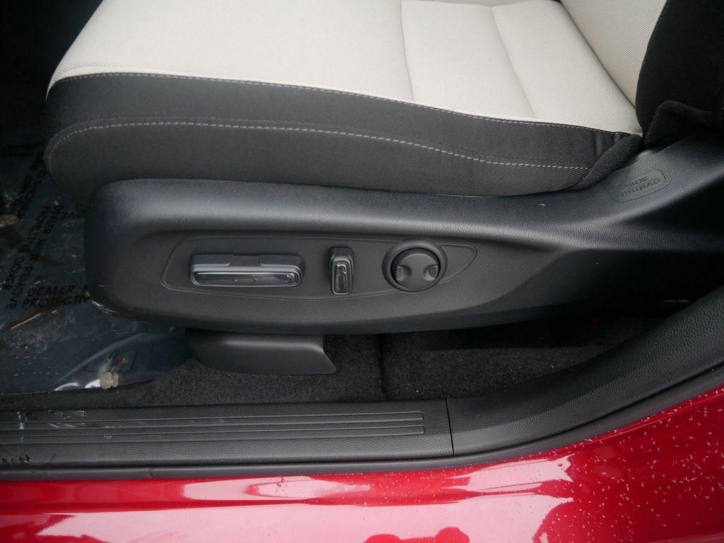 used 2025 Honda CR-V car, priced at $32,599