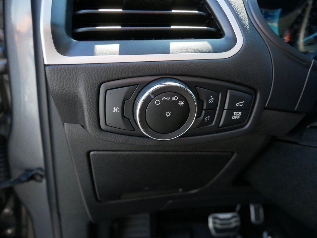 used 2023 Ford Edge car, priced at $29,317