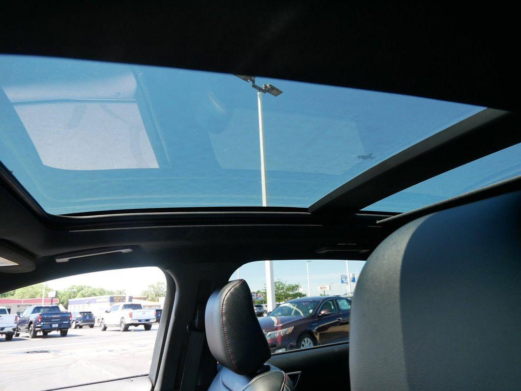 used 2023 Ford Edge car, priced at $29,317
