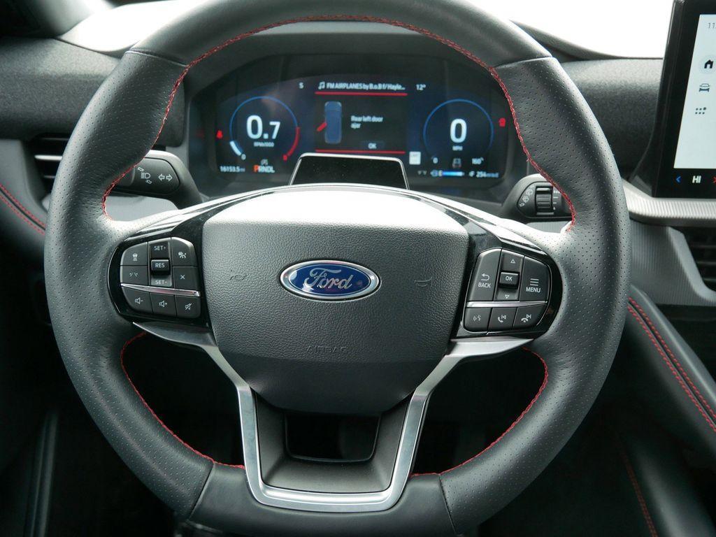 used 2025 Ford Explorer car, priced at $41,999