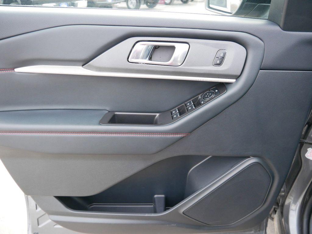 used 2025 Ford Explorer car, priced at $41,999